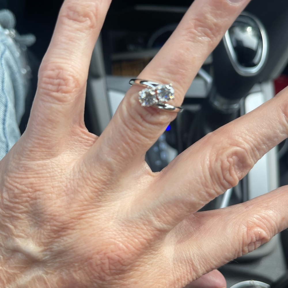 Diamond ring with 2 1/2 karat diamonds.5